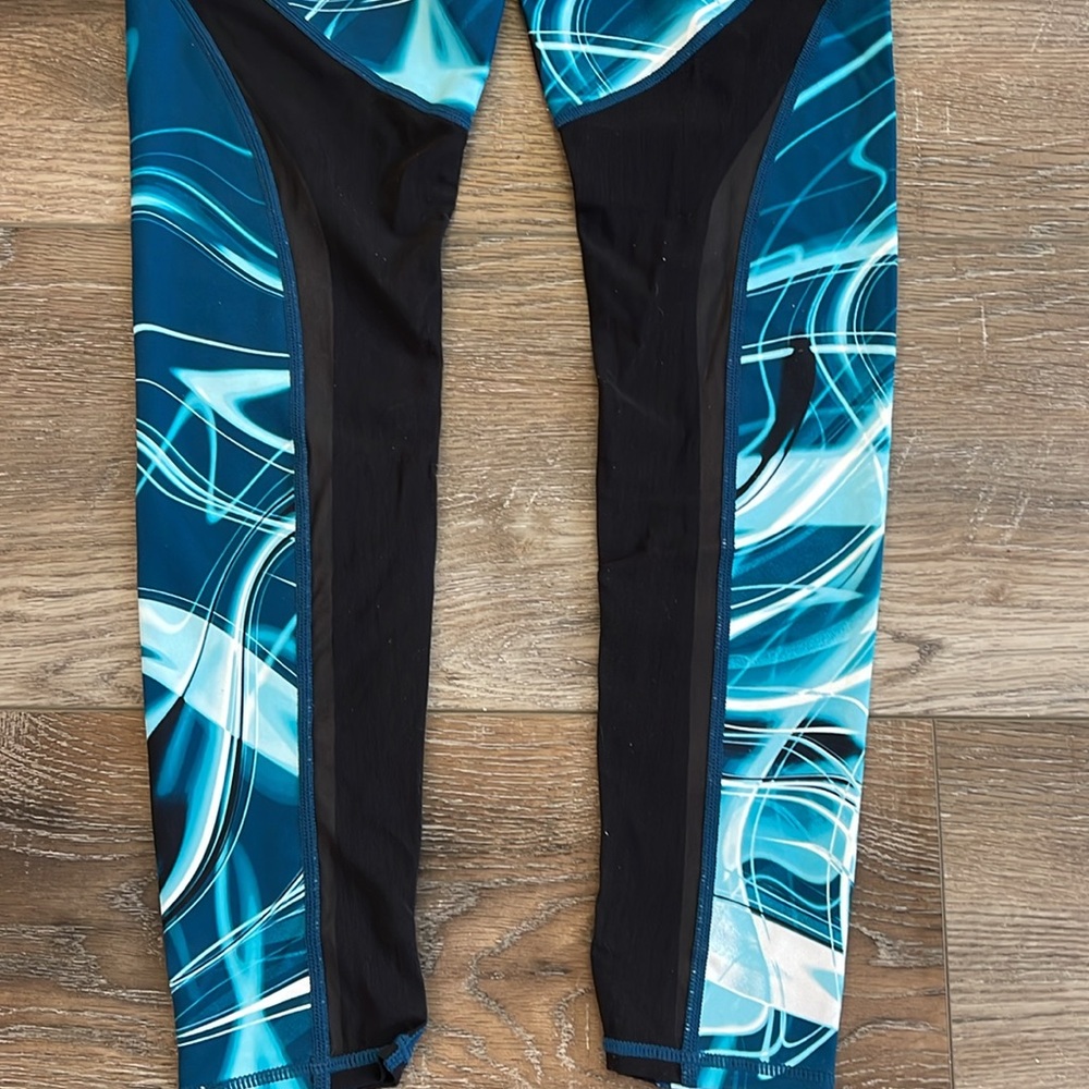 Fabletics leggings NWT size XSP - Picture 4 of 4